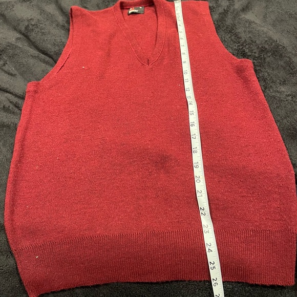 Robert Bruce Sweater Vest Mens Medium Red Pullover Union Made Vintage Orlon - Picture 4 of 6